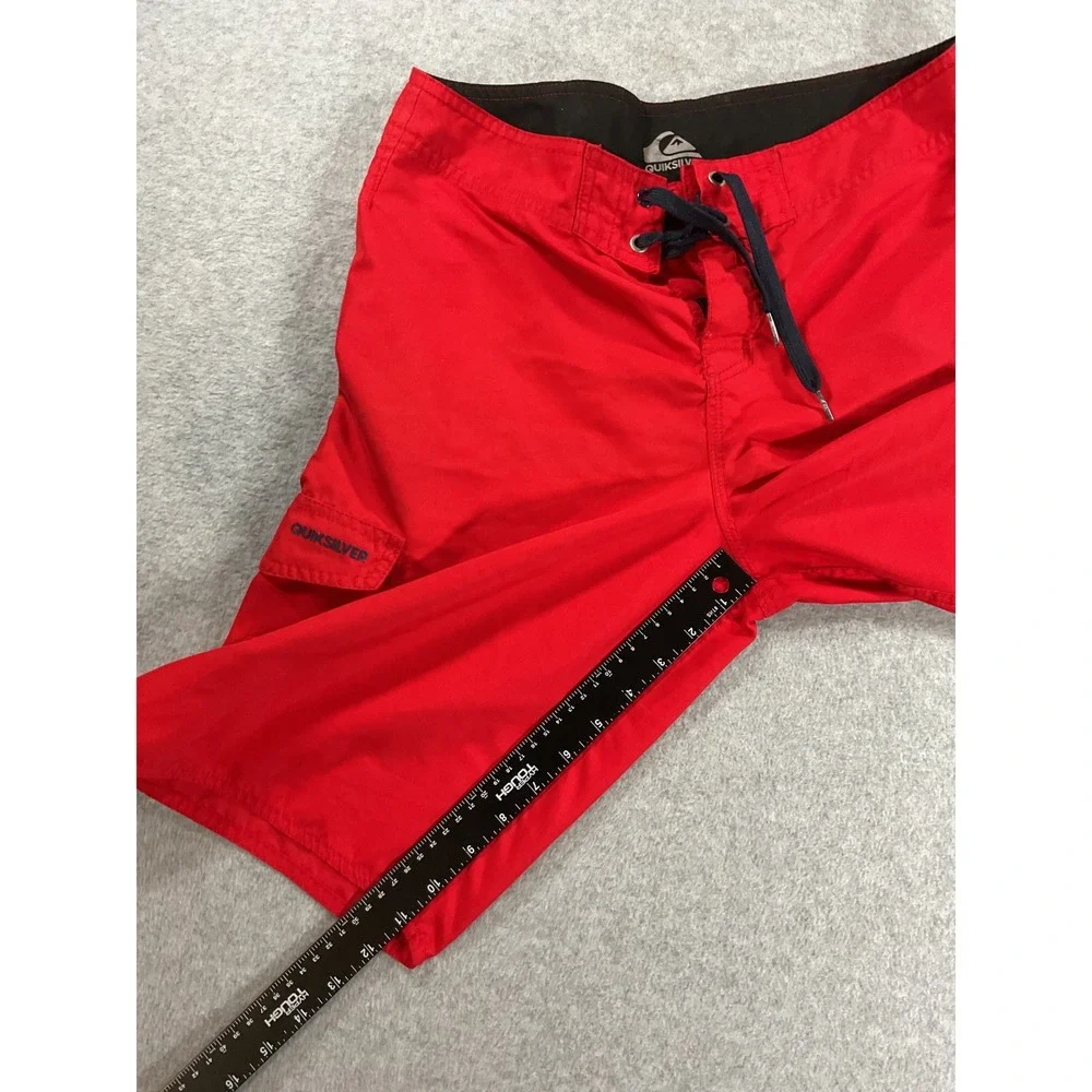 Quiksilver Mens Red Board Shorts Cargo Pocket Swim Trunks Size 31 Logo Surf 2403